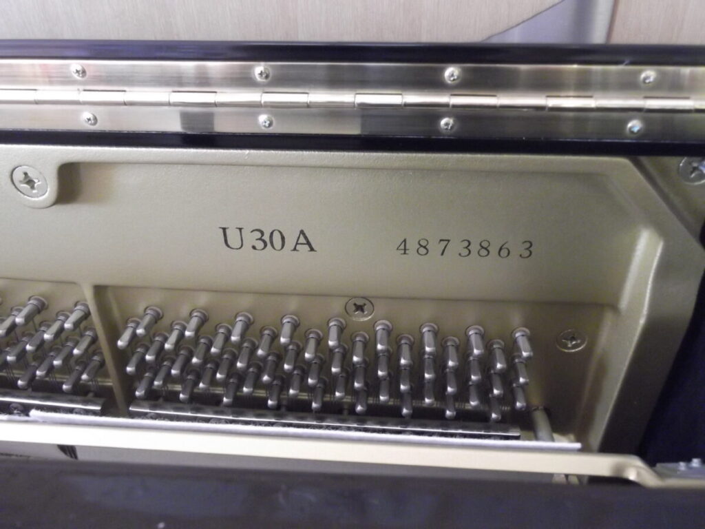 ヤマハ　中古ピアノ　U30A