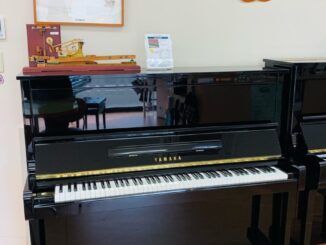 ヤマハ中古ピアノ　MX100M　西新潟店展示
